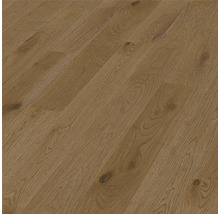 Holzbodenbelag im Fischgrätmuster