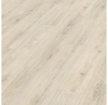Heller Laminatboden mit Holzoptik.