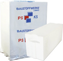 Paket mit Mauersteinen aus Porenbeton