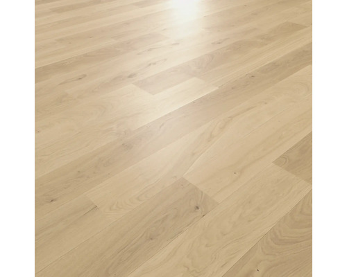 Heller Holzboden aus Parkett verlegt