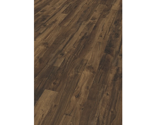 Verlegter Laminatboden mit Holzoptik