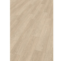 Verlegter Laminatboden mit Holzoptik.
