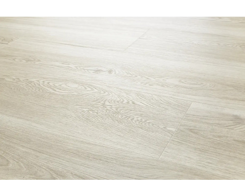 Nahaufnahme von Laminatboden mit Holzstruktur