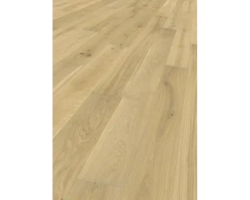 Holzboden mit hellen Holzdielen