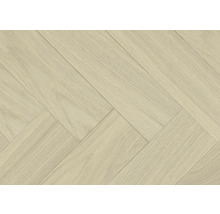 Helle Holzbodenverlegung im Fischgrätenmuster