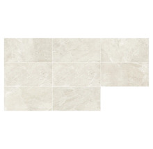 Anordnung von Keramikfliesen mit Marmoroptik