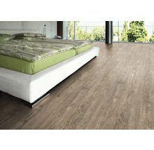 Schlafzimmer mit Holzboden