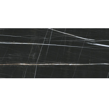 Dunkle Fliese mit Marmoroptik und weißen Adern