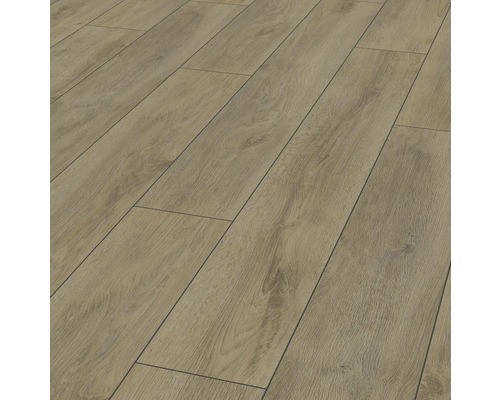 Verlegter Laminatboden mit Holzoptik