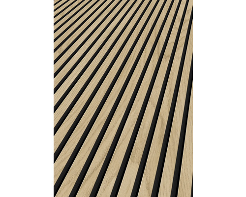 Holzpaneele mit Lattenstruktur für Wand- und Deckengestaltung