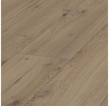 Nahaufnahme von Laminatboden in Holzoptik