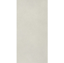 Helle Bodenfliese mit matter Oberfläche