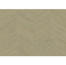 Bodenbelag aus Holz oder Laminat mit Chevron-Muster und natürlicher Holzmaserung.