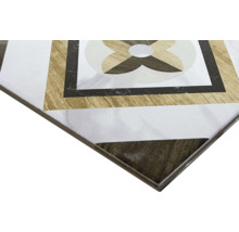 Dekorative Fliese mit Blumenmuster