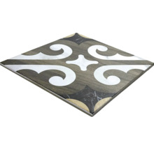 Dekorative Fliese mit Ornamentmuster