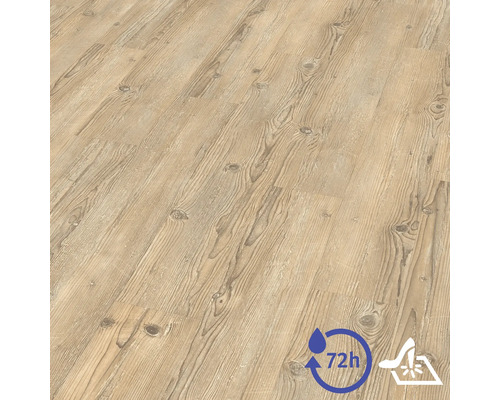 Laminatboden mit rustikaler Holzoptik und Astlöchern. Bis zu 72 Stunden Wasserresistenz und für feuchte Reinigung geeignet.