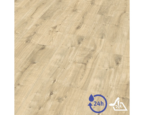 Laminatboden in heller Eichenoptik mit Astlöchern, wasserresistent bis zu 24 Stunden und strapazierfähig.