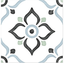 Fliese mit Ornamentmuster und floralem Motiv im Vintage-Stil