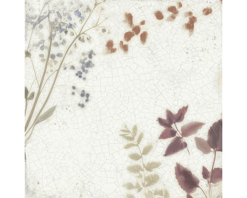Quadratische Fliese mit Krakelee-Optik und botanischem Muster aus Blättern und kleinen Blüten im Vintage-Stil.