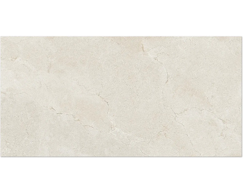 Bodenfliese in Beige mit Steinoptik und einer feinen horizontalen Linienstruktur.