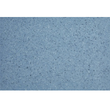 Blaue Bodenoberfläche mit feinen weißen und schwarzen Sprenkeln.