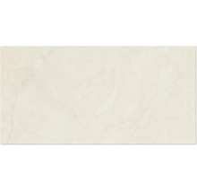 Feinsteinzeugfliese in Marmoroptik mit feiner Maserung in hellem Beige.