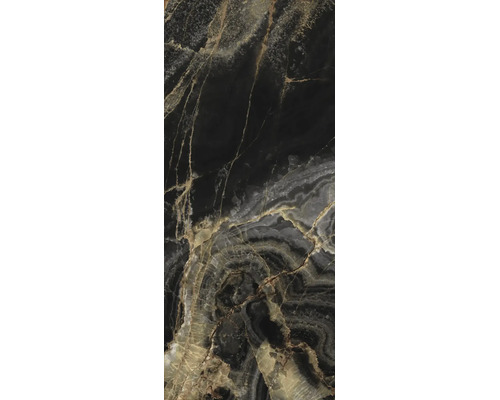 Feinsteinzeugfliese in schwarzer Marmoroptik mit goldfarbenen und weißen Adern.