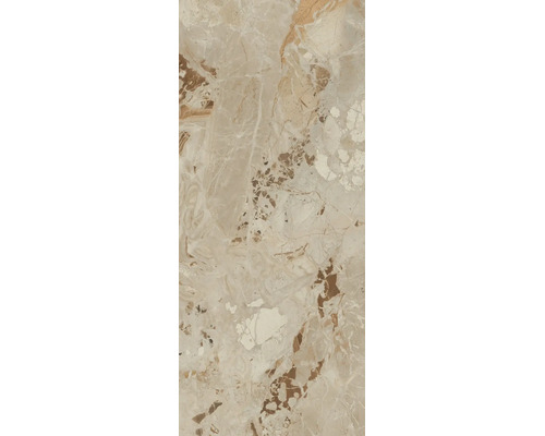 Fliese in Marmoroptik mit beige- und braunfarbenen Aderungen.