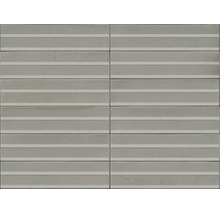 Rechteckige Wandfliese in Betonoptik mit zwei horizontalen Streifen aus Steinzeug.