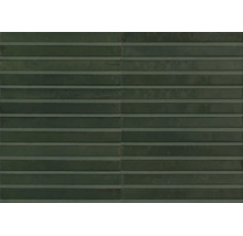 Rechteckige Wandfliese Forest Green mit horizontalem Relief.