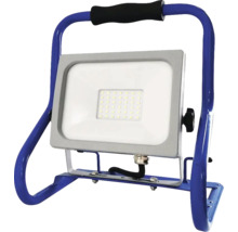 Tragbarer LED-Arbeitsstrahler mit verstellbarem Neigungswinkel, blauem Metallgestell und schwarzem Tragegriff.