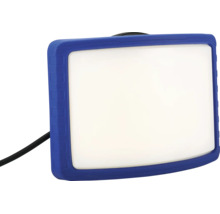 Mobiler LED-Baustrahler mit blauem Kunststoffgehäuse und Netzkabel.