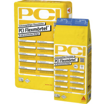 Zwei Packungen PCI Flexmörtel, verformungsfähiger Fliesekleber für keramische Beläge. Zertifiziert als sehr emissionsarm. PCI Logo, Sika Logo.