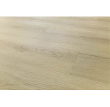 Vinylboden mit Holzoptik in heller Eichenstruktur als verlegtes Laminat oder Vinyl mit sichtbarer Maserung und Astlöchern.