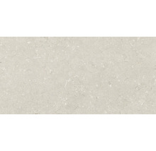 Fliese mit Natursteinoptik in feiner Körnung für Wand und Boden