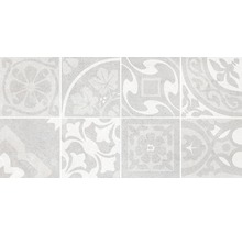 Acht dekorative Fliesen mit Ornamenten für Wand und Boden.