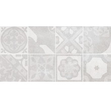 Dekorfliesen mit Ornamentmuster