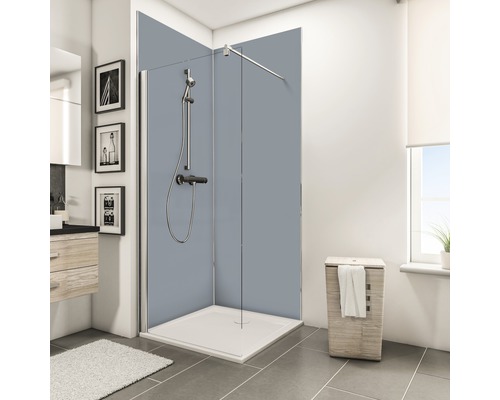 Modernes Badezimmer mit Duschkabine, Waschbecken und Wäschekorb