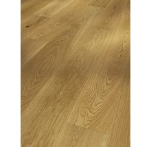 Helle Eichendielen mit Holzmaserung