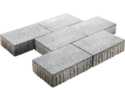 Mehrere graue Pflastersteine aus Beton