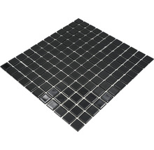 Mosaikfliese mit quadratischen, glänzenden Steinen