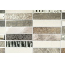 Mosaikfliese mit verschiedenen Oberflächen und Materialien