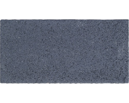 Grauer Pflasterstein aus Beton