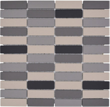 Mosaikfliese mit rechteckigen Steinen in verschiedenen Grautönen