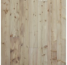 Holzboden aus Kiefernholz