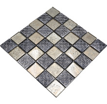 Quadratische Mosaikfliese mit Muster