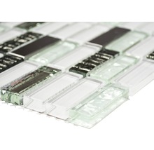 Mosaikfliese aus Glas mit rechteckigen Elementen