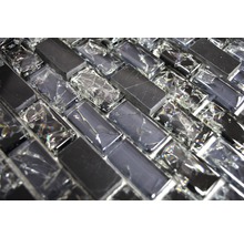 Mosaikfliese mit rechteckigen Elementen aus Glas und Stein