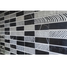 Wandfliesen mit geometrischem Muster