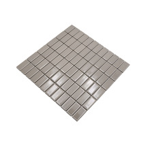 Mosaikfliesen rechteckig angeordnet